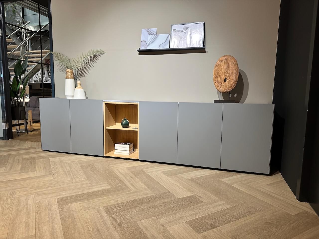 staand dressoir 3.0m breed in Fenix®️ Grigio Antrim